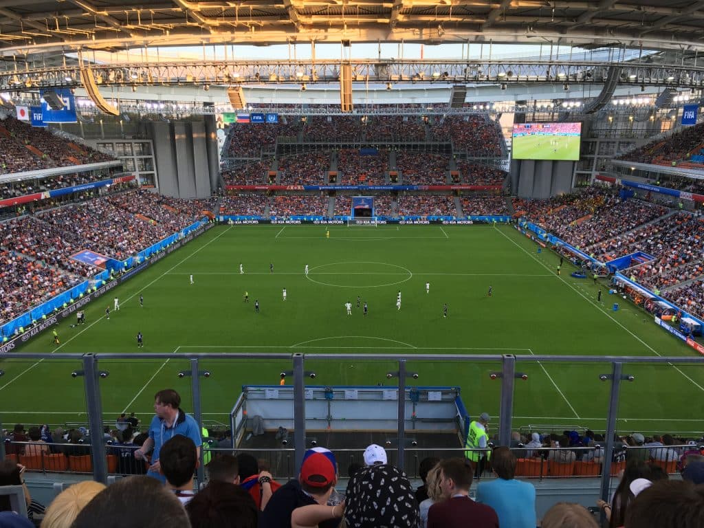 Khán đài và diễn biến World Cup trong ảnh tư liệu, có nhãn GavangTV