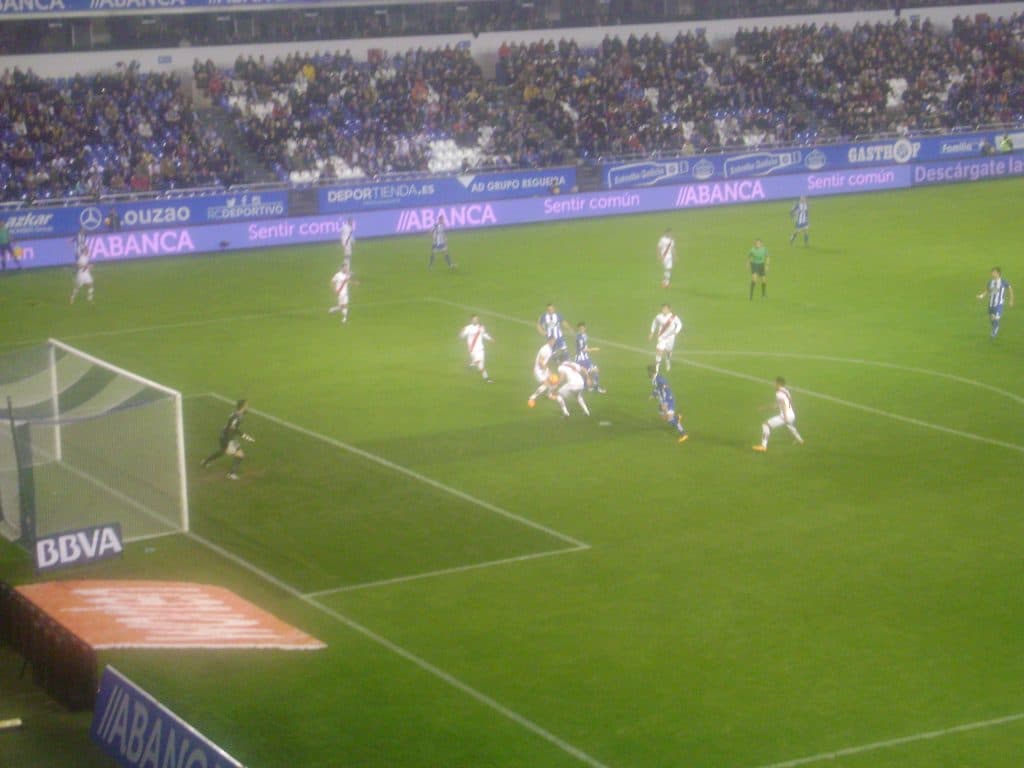 Cầu thủ Rayo Vallecano trong ảnh tư liệu, có nhãn GavangTV